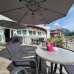 Astoria Ξενοδοχείο 4*