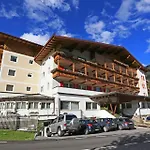 Astoria Ξενοδοχείο 4*