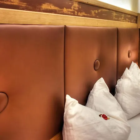 فندق Astoria كنازاي