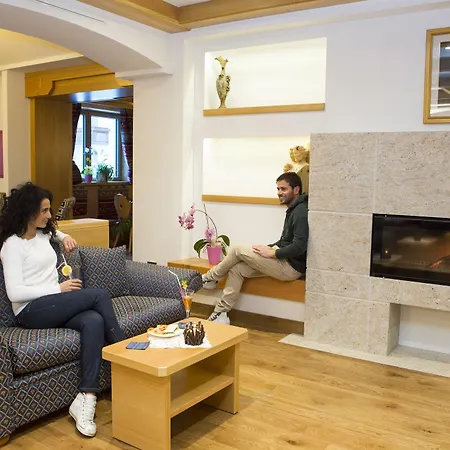 Готель Astoria 4*