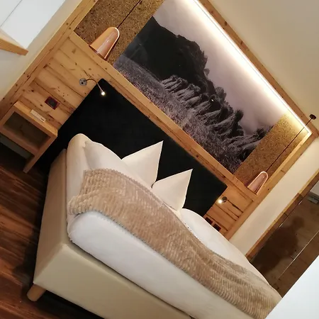 Готель Astoria