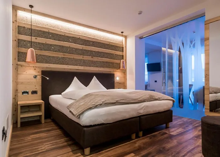 Astoria Канацеи