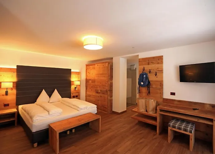 Astoria Канацеи