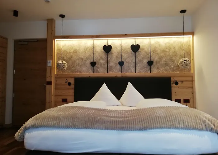 Отель Astoria 4*