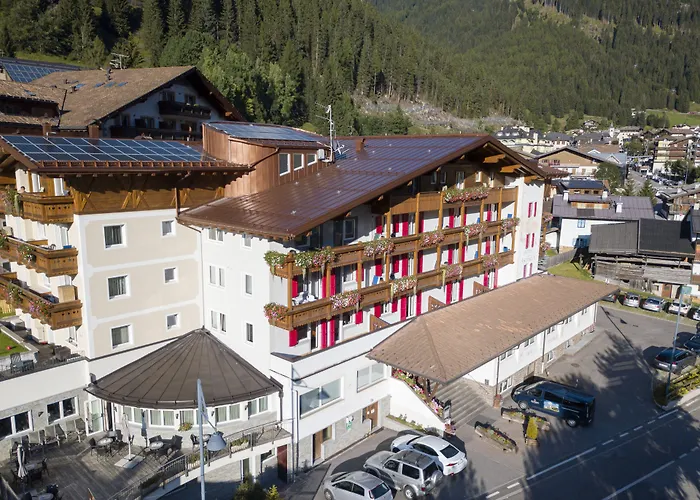 Отель Astoria 4*