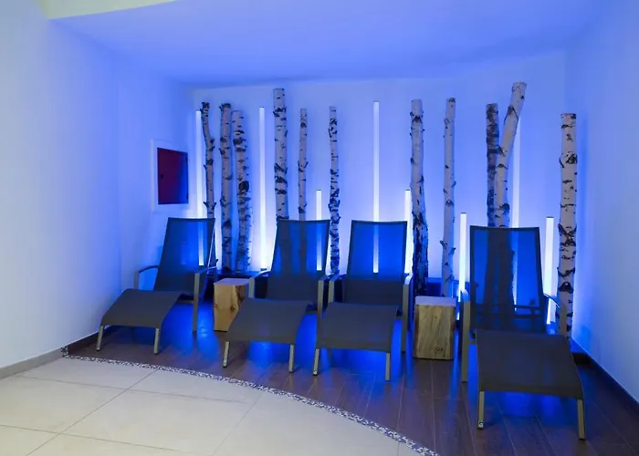 Astoria カナツェーイ